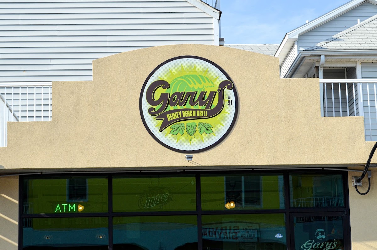 Gary's Dewey Beach Grill / 38° -75° Brewing Photos 2